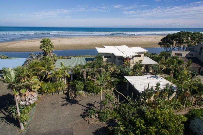 Gems Seaside Lodge Ahipara Dış mekan fotoğraf